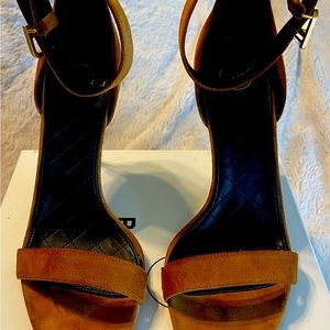 Balmain beautiful high heeled sandal in Carmel sand suede. 
MAKE ME AN OFFER
